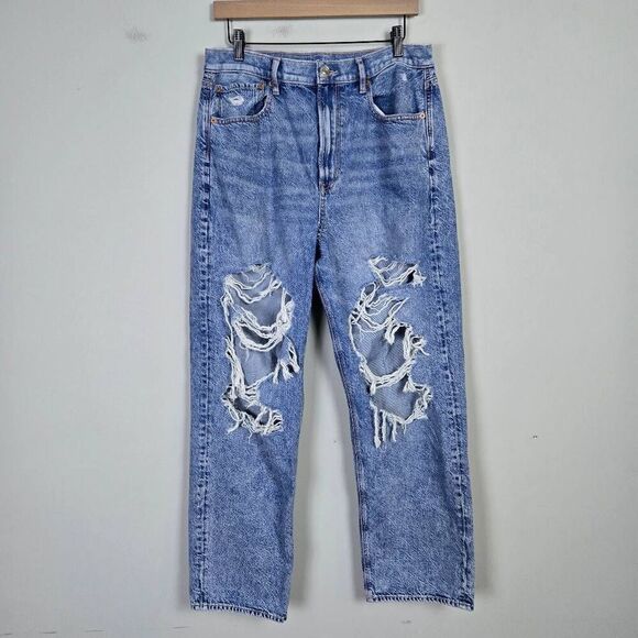 American Eagle Womens Baggy High Rise Jeans Size 12 Short Blue Distressed Grunge - Picture 1 of 8